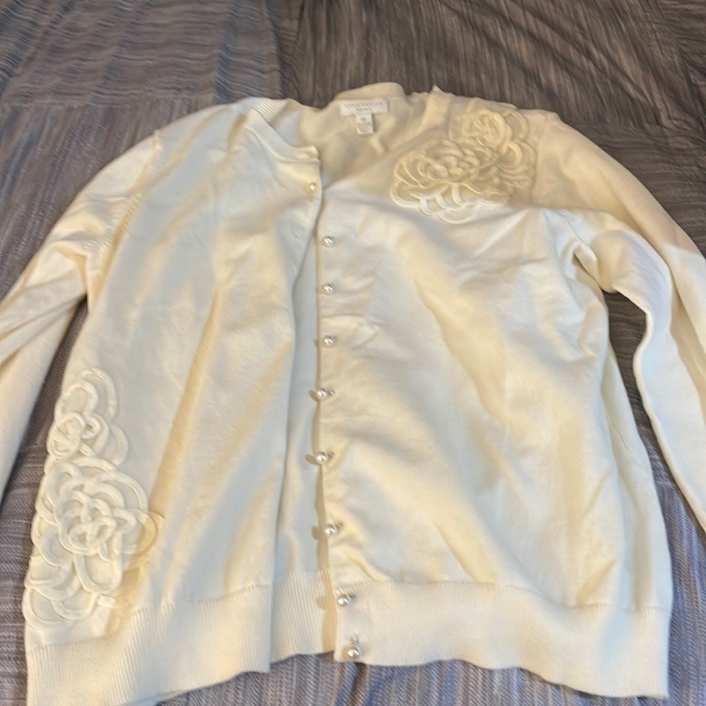Lovely cream cardigan